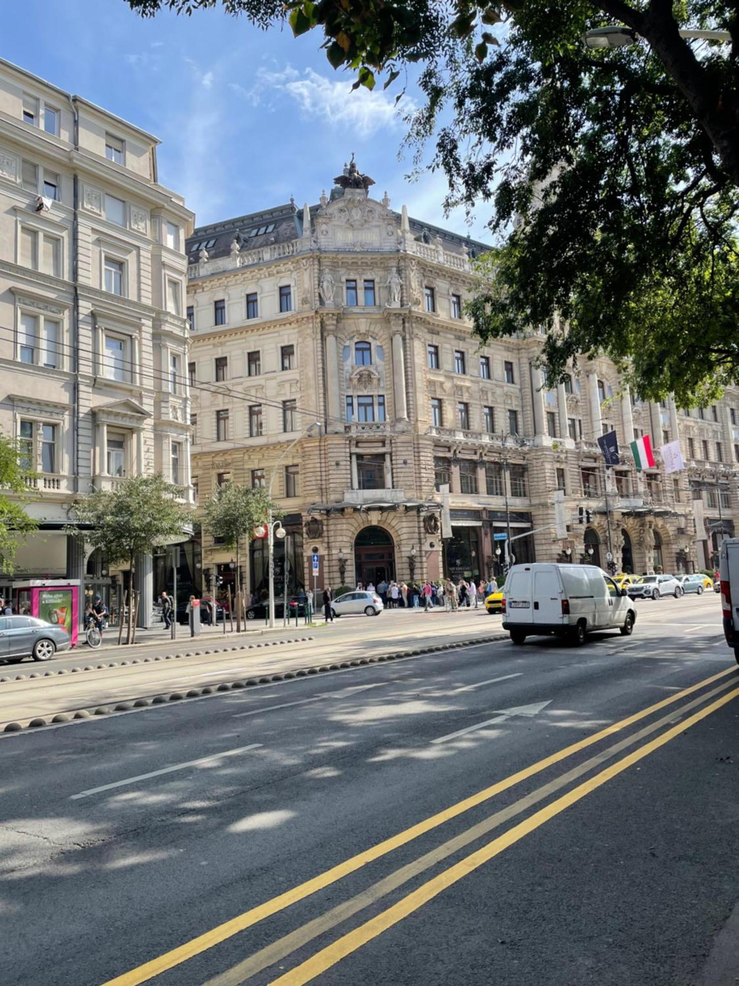 Aradi Rooms With Private Bathroom In The City Centre Budapeste Exterior foto
